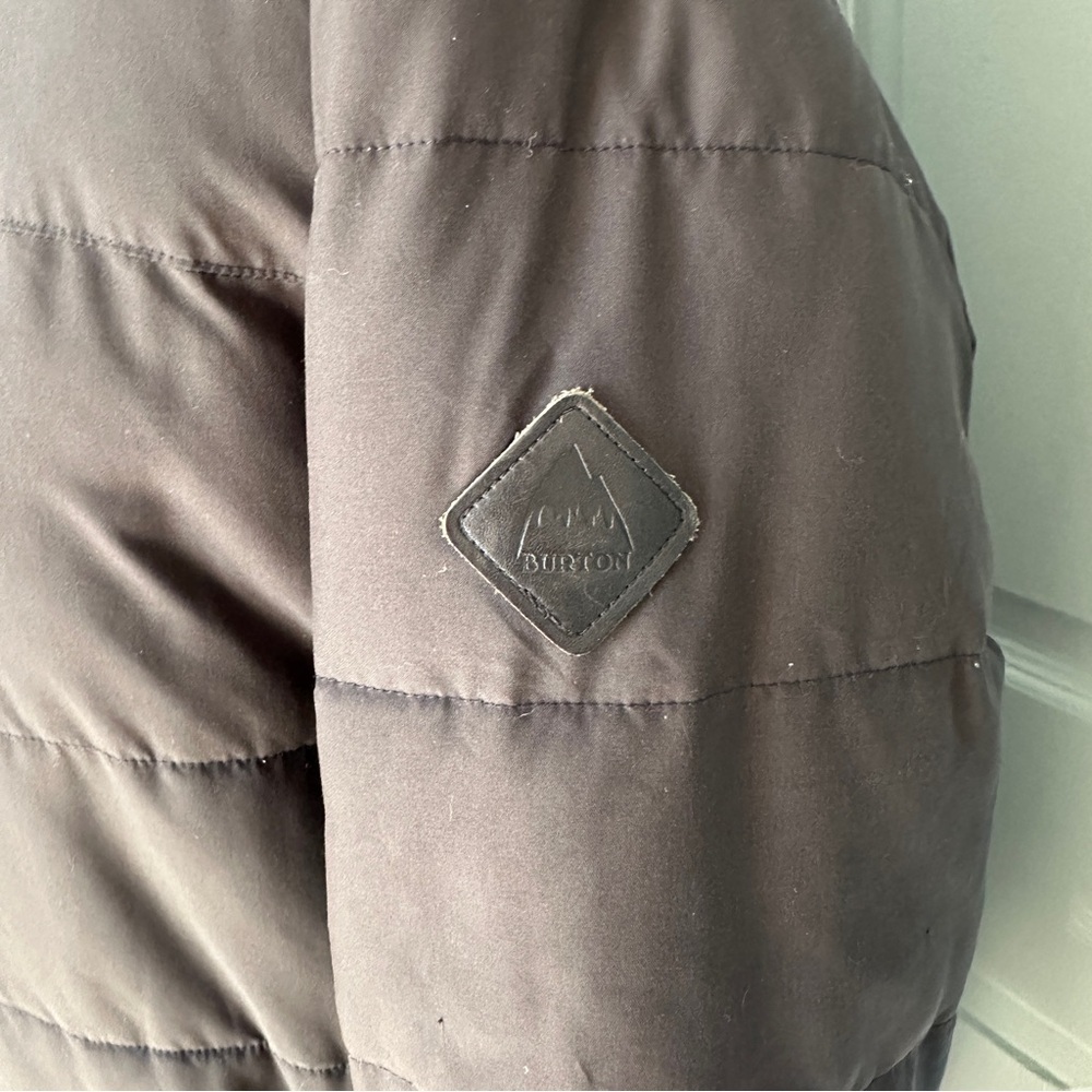 Burton Women’s Living Lining Black Insulatied Ski Snow Jacket - Picture 3 of 7